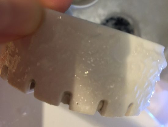アロマウォーター使用で超音波式加湿器が臭い画像