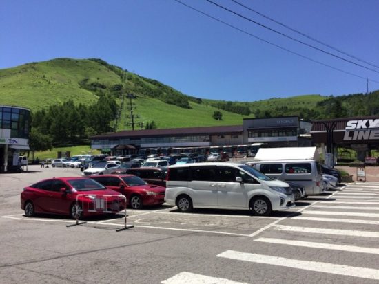 ニッコウキスゲ車山高原スキー場駐車場混雑状況2018年7月24日画像
